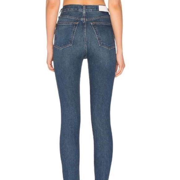 Re/Done Originals High Rise Ankle Crop
Dark Wash Button Fly 25 - Picture 10 of 12